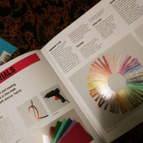 3 × Fun Feminist Arts & Crafts Books - 1 Low Price for the Lot! - Picture 5 of 16